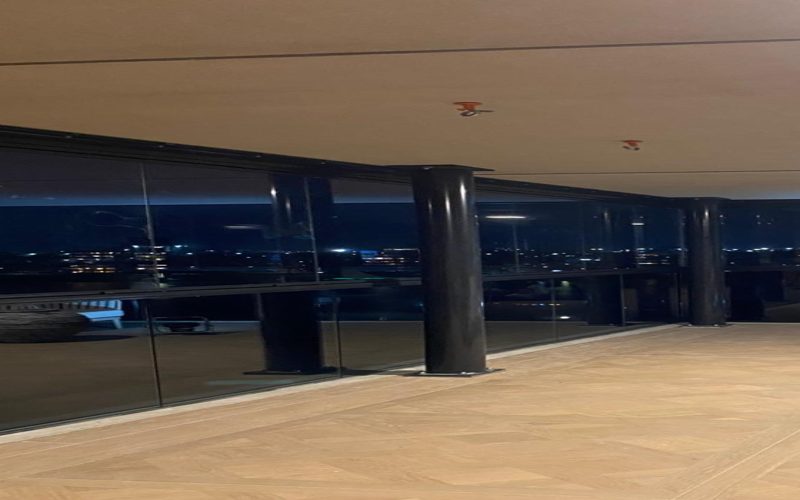Voorbeeld: nieuwbouw balkonbeglazing