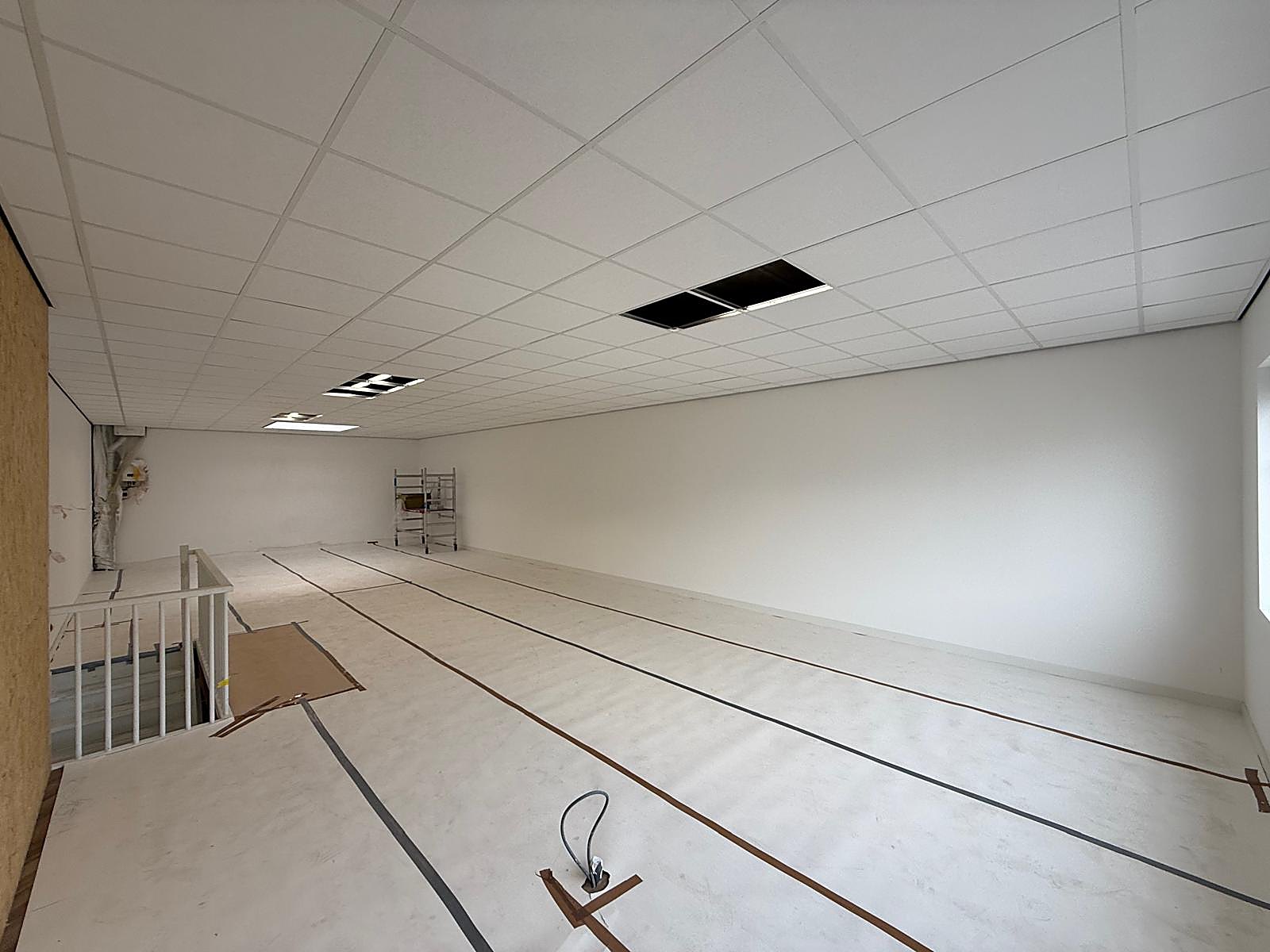 Afbouw bedrijfsruimte Oosterhout — foto 2